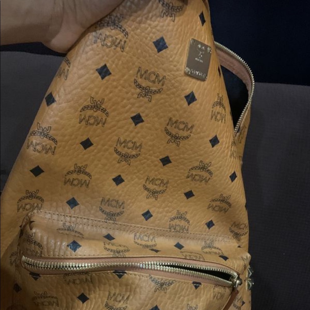Mcm Medium Backpack - image 1